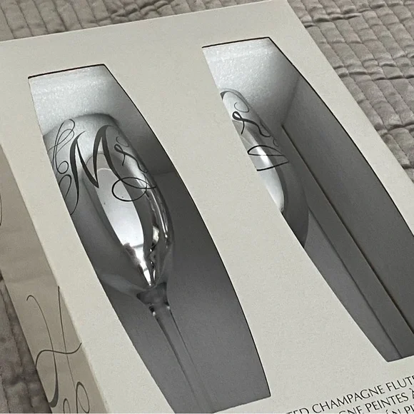 Cypress Home Wedding Day Décor Mr. and Mrs. Champagne Flutes - BRAND NEW!!! - Picture 3 of 13